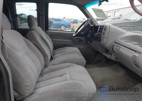 1995 Chevrolet C/K 1500 из США, поврежденный, VIN 2GCEC19K6S1174119